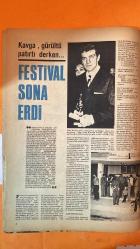 PAZAR AKTÜALİTE, SİNEMA, TİYATRO DERGİSİ - SAYI : 508 18 HAZİRAN 1966 - SELMA GÜNERI - YILDIZ KENTER - METIN ERKSAN - EKREM BORA - HALDUN DORMEN - EROL KESKIN - MÜŞFIK KENTER - TURGUT DEMIRAĞ - MURAT KÖSEOĞLU - KURT MEHMET - RECEP BILGINER - YILMAZ GÜNEY - FIKRET HAKAN - DR. AVNI TOLUNAY - NURHAN NUR - GÖNÜL YAZAR - TÜRKAN AKSOY - TULIN OKAN - NEDIM OTYAM - MEHMET ARANCI - ALTIN PORTAKAL - 3. ANTALYA FILM FESTIVALI - BEN OLDUKÇE YAŞARIM - SARAY SINEMASI - FESTIVALE RENK VERENLER - 1966'NIN YILDIZI - BIR BÜYÜK GECE - AĞLAMADAN OLMUYOR - BILEĞININ HAKKI - POLITIK ENTRIKALAR - SİYASİ DOLAPLAR - KONYAALTI SABO MOTEL - DEFİLE MEYHANE HAVASI - GÜZELLİK KRALIÇESI - KONSTRAMATSIT - YAVUZ KARAKAŞ - SELMA GÜNERI - EKREM BORA - YILDIZ KENTER - MÜŞFIK KENTER - FIKRET HAKAN - YILMAZ GÜNEY - MEMDUH ÜN - HALDUN DORMEN - EROL KESKIN - NEDIM OTYAM - TURGUT DEMIRAĞ - ZUHAL TAN - ÖZTÜRK SERENGIL - AYHAN IŞIK - PERI HAN - MELIHA ÇEVIK - TÜRKAN ŞORAY - NAZAN ŞORAY - AHMET ÇEVIK - SEVDA NUR - GAN - 16 SAYFA