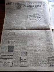 Cumhuriyet Gazetesi - 29 Ağustos 1950 - İstanbul'un ucuz mesken davası Cumhuriyet Başmakale - Türkiye güzellik kraliçesi Dün seçildi - 1950 Türkiye güzellik kraliçesi Güler Arıman fotoğraf - Bir muallimin kızı olan Güler Arıman 19 yaşında - İkinci güzel olarak Ayten Uluatlı üçüncü güzel olarak da Şükran Angün seçildiler - kraliçe Gürel Arıman'ın üç güzel pozu - okuyucularımızın seçtikleri güzel de belli oldu Nurten Şenyuva Fotoğraf - İsmet İnönü'nün iktidara yaptığı ağır hücumlar - Avrupa atletizm şampiyonası'nın ilk gününe ait intibalar -  Dolmabahçe camii açılıyor - posta güvercini yazan Kerime Nadir yazı dizisi - hükümet adamları bitaraf olmalıdır yazan Burhan Felek - tenis maçları çok heyecanlı bir şekle girdi - İstanbul Ankara Radyosu programı - Türkiye güzellik kraliçesi müsabakasının dün yapılan son seçmesinden intibalar fotoğraflar - emlak bankası - büyük tiyatro bayramı - Almanya'dan jipler gelmiştir - Citroen kamyonları - doğuda zelzele varto'da 2 ölü ve 3 yaralı var