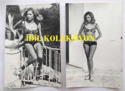 YEŞİLÇAM'IN DEĞERLİ OYUNCUSU HÜLYA TUĞLU'NUN ORİJİNAL 2'Lİ FOTOĞRAF SETİ - 18 x 12 cm EBADINDA - HÜLYA TUĞLU MAYOSUYLA POZ VERİRKEN ÇEKİLMİŞ 2 FARKLI KARE