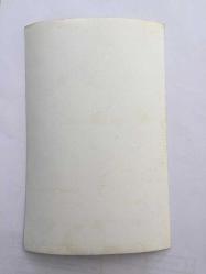 YEŞİLÇAM'IN DEĞERLİ OYUNCUSU HÜLYA TUĞLU'NUN ORİJİNAL FOTOĞRAFI - 18 x 12 cm EBADINDA - HÜLYA TUĞLU DEKOLTE ELBİSESİYLE KOLTUKTA POZ VERİRKEN ÇEKİLMİŞ BİR KARE