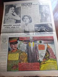 Cumhuriyet Pazar Gazetesi - 9 Aralık 1951 - Doğan Nadi Yedi Dakika Köşe Yazısı - Mısır Kumar Oynuyor -İngiliz karikatürü - Eskiler Ne Alemde Kontrbasçı Ali Sonat yazan Zahir Güvemli - Boş Vakitlerinizi Hoş Geçirmek İçin - Ziyafet Hikaye Yazan Alexander Woolcott - Bir Put Devrildi Rusya'da Gördüklerim Arthur Köstler'in hikayesi - Zabıta Tarihinde Aşk Faciaları yazan Feyyaz Tokar - İşin Şaka Tarafı Köşesi  - Karlı Dağların Kış Misafirleri - İki Bin Yıl Önce Öldürülen Bir Adamın Cesedi Bulundu fotoğraf - İstanbul Radyosu Nasıl Çalışır yazan Necdet Evliyagil - Jacques Thibaud Şehrimizde fotoğraf - Bizim Artistler Nebile Teker fotoğraf - Sinema Yeni Bir Moda Rengarenk Saç Zsa Zsa Sari fotoğraf - Hayat Acıları Filminde Münevver Coşkun Cahid Irgat Bn. Peruz fotoğraf - Franchot Tone İle Barbara Payton Ayrıldılar -  gözyaşları sayesinde yıldız olan kız Maria Fiore fotoğraf - İster İnan İster İnanma Köşesi - Bette Davis - Walter Pigeon - Güneş Yılda En Aşağı 2 Kere Tutulur - Krala Hükmeden Aslan