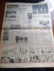 Hürriyet Gazetesi - 30 Ocak 1958 - Türk milleti büyük matem içinde - Kıbrıs'ta 8 yurttaşımızın şehit edilmesi derin akisler uyandırdı - şehitlerimiz Mustafa Ahmet ve Sermet Kanatlı fotoğraf - şehitlerimizin cenazeleri Kıbrıs'ta türklüğe has vekar içinde kaldırıldı fotoğraf - İngilizler Fazıl küçük'ü sürgün etmek istiyor - Doktor Fazıl Küçük konuşuyor fotoğraf - yerli röntgen filmi yapacak fabrika hazır - jeofizik yılının ilk raporu - aşk ve macera romanı özlediğim yazan Bedia Altınay yazı dizisi - Orhan Köprülü bir manevi kalkınma Kongresi teklif ediyor - Et Balık kurumu'nun dün yaptığı azizlik hastane ve okullar etsiz kaldı - Müzeyyen Senar her akşam Tepebaşı gazinosu'nda - Turgut Reis yazan Feridun Fazıl Tülbentçi yazı dizisi - Athegonaras bol parayı nereden buluyor - Osman Nuri Çerman ortaya yeni din atmaktan 6 aya kadar hapsi isteniyor - Asya gribine karışıyor aşı bulundu - bir dilim ekmek filmi Taksim sinemasında - basketbol maçında Vefa ile Darüşşafaka 56 56 berabere kaldı foto