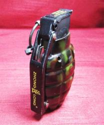 ViNTaGe EL BOMBASI GöRüNüMLü ÇAKMAK ve ÇAKI TAKIMI....