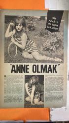 PAZAR MAGAZİN, SİNEMA, FİLM, TİYATRO DERGİSİ - SAYI : 556 20 MAYIS 1967 - SEMİRAMİS PEKKAN - KEMAL ÖNCÜ - TÜRKAN ŞORAY - METİN ERKSAN - ORHAN ELMAS - AYHAN IŞIK - SEVDA FERDAG - GÖKSEL ARSOY - ERTEM EĞİLMEZ - TURGUT DEMİRAĞ - YÜCEL HEKİMOĞLU - ESEN PÜSKÜLLÜ - YÜCEL UÇANOĞLU - NEVİN NURAY - DOĞAN GÜRÜN KANUNU İÇİN NE DEDİLER - 18 MADDESİ - TEK ARZUM VAR: ANNE OLMAK - KESİN KARARLAR - AŞKA DEVAM - ALEV BACAYI SARINCA - MECBUR OLUNCA - HAMAMA GİREN TERLER - SİNEMADA KADIN OYUNCU ŞARTLARI - SOYUNMAM DİYOR - GECE HAYATINA PAYDOS - TÜRK SİNEMASINDA YENİ DÜZEN - TAM TAKIM - 16 SAYFA