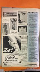 PAZAR MAGAZİN, SİNEMA, FİLM, TİYATRO DERGİSİ - SAYI : 584 1 ARALIK 1967 - SEVİM EMRE - OSMAN BAYGU - ABDULLAH NALLİ BAYGU - ERKUT TAÇKIN - ZEYNEP TEDU - CEYDA SADIKOĞLU - TALAT SADIKOĞLU - DİNÇER OKAN - HÜLYA KOÇYİĞİT - GÖNÜL YAZAR - DURUL GENCE - TÜRKAN ŞORAY - NEJAT SAYDAM - MUZAFFER TEMA - ALİ ŞEN - MELİH ÜSTÜNGÖR - EROL TEZEREN - NIYAZİ BERBER - GÖKHAN GENCEBAY - ORHAN GENCEBAY - KIZIL VAZO - BİR ÇİÇEK ÜÇ BÖCEK - DİLBERLER YUVASI - HAYAT KAVGASI - SAMANYOLU - GALATALI MUSTAFA - BERDUŞ - KADER KURŞUNU - TURİST ÖMER ALMANYA'DA - CİBALİ KARAKOLU - BATTAL GAZİ - KOÇERO - TAPILACAK KADIN - BİR DAĞ MASALI - DARÜLACEZE - VİSKİ A GOGO - TEKSAS GECESİ - PARİS GECESİ - ŞARKICILIK KARARI - HAFİF BATI MÜZİĞİ - PLAK TEKLİFİ - GAZİNO TEKLİFİ - TAM TAKIM - 16 SAYFA