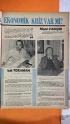 PAZAR MAGAZİN, SİNEMA, FİLM, TİYATRO DERGİSİ - SAYI : 597 1 MART 1968 - SELDA ALKOR - AYHAN IŞIK - TURGUT ÖZATAY - KAYHAN YALDIZOĞLU - CAHİT IRGAT - SEVGİ CAN - FERİDUN ÇÖLGEÇEN - EROL KESKİN - TALÂT GÖZBAK - SEYFİ HAVAERİ - KENAN KURT - SAFA ÖNAL - ESAT MAHMUT KARAKURT - O. NURİ ERGÜN - BERKER İNANOĞLU - TANJU GÜRSU - IŞIK TORAMAN - NİŞAN HANÇER - NÜSHET BİRSEL - ÜLKÜ ERAKALIN ERİKLER ÇİÇEK AÇTI - DOKUZ DAĞIN EFESİ - SUÇLULAR ARAMIZDA - HAREMDE DÖRT KADIN - CEHENNEM ARKADAŞLARI - YALNIZ DEĞİLİZ - KILLING - BAYTEKİN - RİNGO - AMERİKALI - İSTANBUL KANATLARIMIN ALTINDA - EŞKIYA - TABUTTA RÖVAŞATA TÜRK SİNEMASINDA EKONOMİK KRİZ - PROTESTO OLAN ŞİRKETLER - SİNEMA SALONU DÜZENSİZLİĞİ - TEFECİ BONOLARI - OYUNCU ÜCRETLERİ - DEVLET HİMAYESİ - SİNEMA KANUNU - YABANCI FİLM FURYASI - SİNEMA ENDÜSTRİSİ SORUNLARI - YAPIMCI BORÇLARI - SİNEMACILARIN KEYFİ YÖNETİMİ - GAYRİMEŞRU REKABET - SİNEMA SALTANATI - KADIN FİLMLERİ - ROMAN UYARLAMALARI - STAR SİSTEMİ KRİZİ - SİNEMA VE TOPL - TAM TAKIM - 16 SAYFA