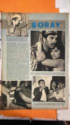 PAZAR MAGAZİN, SİNEMA, FİLM, TİYATRO DERGİSİ - SAYI : 602 5 NİSAN 1968 - UNSEL AYBEK - CÜNEYT ARKIN - SELDA ALKOR - DEMİR KARAHAN - TANJU GÜRSU - MEMDUH ÜN - ERTEM GÖREÇ - TÜRKAN ŞORAY - RÜÇHAN ADLI - ORHAN GÜNŞIRAY - YÜCEL HEKİMOĞLU - KADRİ YURDATAP - TAMER YİĞİT - YILMAZ DURU - KAZANİDİS - AYHAN IŞIK - TÜRKER İNANOĞLU BEYNİMDEKİ ŞEYTAN - ŞAFAK SÖKERKEN - AŞK VE SON - KÖYDE BİR KIZ SEVDİM - SİYAH MELEK - KIRMIZI KARANFİLLER - ÇALINAN AŞK - BİZDE ARKADAŞ MIYIZ - SEVİMLİ HAYDUT YEŞİLÇAM’DA YENİ YÜZLER - UNSEL AYBEK’İN SİNEMA GİRİŞİ - SELDA ALKOR-CÜNEYT ARKIN YAKINLAŞMASI - FİLM SETİNDE BAŞLAYAN AŞKLAR - SİNEMA VE TESSELLİ İLİŞKİLERİ - ULUDAĞ’DA BAŞLAYAN MACERA - TAM TAKIM - 16 SAYFA