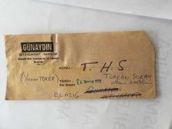 TÜRKAN ŞORAY'IN 1972 YILINDA,Elazığ’da film çekimi sırasında ATTAN DÜŞÜP YARALANDIĞI OLAY SONRASINDA HASTANEDE ÇEKİLMİŞ FOTOĞRAFLARIN 2 ADET DİASI (POZİTİFLER) ve 8 KARE KÜÇÜK HALİNDE TEK FOTOĞRAF (HER KARE 3,5 x 3 cm MİNİ BOYDADIR) - HEPSİ SET HALİNDE, DÖNEMİNE AİT ORİJİNAL AJANS ARŞİVİNDEN/