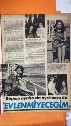 PAZAR MAGAZİN, SİNEMA, FİLM, TİYATRO DERGİSİ - SAYI : 619 2 AĞUSTOS 1968 - GÖNÜL YAZAR - MARUF - TÜRKAN ŞORAY - RÜÇHAN ADLI - MURAT SOYDAN - SARA STEPHAN - CÜNEYT ARKIN - EKREM BORA - FİKRET HAKAN - HÜLYA KOÇYİĞİT - SELİM SOYDAN - MELEK KOÇYİĞİT - OYA PERİ - SEZER GÜVENİRGİL - TUNÇ ORAL - ERKAN YOLAÇ KEZBAN - DÜNYANIN EN GÜZEL KADINI - AYŞEM - ŞEYH AHMET - YARIN ÇOK GEÇ OLACAK GÖNÜL YAZAR’IN MARUF İLE EVLİLİĞİNİN 1969’A ERTELENMESİ - YURTDIŞI ÇIKIŞ ENGELİ VE BEYRUT’TA NİKAH PLANI - MARUF’UN ESKİ EVLİLİĞİ VE GÖNÜL YAZAR’IN TEPKİSİ - HİLTON HAVUZUNDA GÜNEŞLENME VE EVLİLİK AÇIKLAMALARI - ÖZTÜRK SERENGİL İLE TABELA KRİZİ VE TAZMİNAT DAVASI - TÜRKAN ŞORAY’IN RÜÇHAN ADLI İLE GÖRÜŞMELERİNE AÇIKLIK GETİRMESİ - EVLİLİK DÜŞÜNMEDİĞİNİ BELİRTMESİ - MURAT SOYDAN’LA OYNAMA DEDİKODULARINA YANIT - DÜNYANIN EN GÜZEL KADINI FİLMİNDEKİ ORTAK ROL - SARA STEPHAN’IN TÜRK JÖNLERLE AŞK DEDİKODULARINI YALANLAMASI - CÜNEYT ARKIN, EKREM - TAM TAKIM - 16 SAYFA