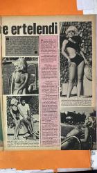 PAZAR MAGAZİN, SİNEMA, FİLM, TİYATRO DERGİSİ - SAYI : 619 2 AĞUSTOS 1968 - GÖNÜL YAZAR - MARUF - TÜRKAN ŞORAY - RÜÇHAN ADLI - MURAT SOYDAN - SARA STEPHAN - CÜNEYT ARKIN - EKREM BORA - FİKRET HAKAN - HÜLYA KOÇYİĞİT - SELİM SOYDAN - MELEK KOÇYİĞİT - OYA PERİ - SEZER GÜVENİRGİL - TUNÇ ORAL - ERKAN YOLAÇ KEZBAN - DÜNYANIN EN GÜZEL KADINI - AYŞEM - ŞEYH AHMET - YARIN ÇOK GEÇ OLACAK GÖNÜL YAZAR’IN MARUF İLE EVLİLİĞİNİN 1969’A ERTELENMESİ - YURTDIŞI ÇIKIŞ ENGELİ VE BEYRUT’TA NİKAH PLANI - MARUF’UN ESKİ EVLİLİĞİ VE GÖNÜL YAZAR’IN TEPKİSİ - HİLTON HAVUZUNDA GÜNEŞLENME VE EVLİLİK AÇIKLAMALARI - ÖZTÜRK SERENGİL İLE TABELA KRİZİ VE TAZMİNAT DAVASI - TÜRKAN ŞORAY’IN RÜÇHAN ADLI İLE GÖRÜŞMELERİNE AÇIKLIK GETİRMESİ - EVLİLİK DÜŞÜNMEDİĞİNİ BELİRTMESİ - MURAT SOYDAN’LA OYNAMA DEDİKODULARINA YANIT - DÜNYANIN EN GÜZEL KADINI FİLMİNDEKİ ORTAK ROL - SARA STEPHAN’IN TÜRK JÖNLERLE AŞK DEDİKODULARINI YALANLAMASI - CÜNEYT ARKIN, EKREM - TAM TAKIM - 16 SAYFA