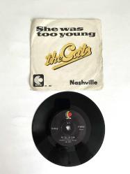 THE CATS - She Was Too Young plak