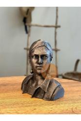 Ellie Williams Last Of Us Karakter Büst Eskitme Renk 10 CM