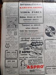 Cumhuriyet Gazetesi - 20 Ekim 1949 - anlaşılmaz bir karar yazan Nadir Nadi Başmakale - güvenlik konseyine Bugün 3 üye seçiliyor - Profesör Fahrettin Kerim Gökay İstanbul Valisi oldu fotoğraf - sahte çocuk davası bitti fotoğraf - Amerikan Rus atom yarışması hızlanıyor - Van özalp'te 33 vatandaşın kurşuna dizilmesi mahkemesi - Rusya'da Yahudi düşmanlığı - Safiye Ayla konservatuvardan istifa etti - sağlık Bakanı Kemali Bayezit yapılan tenkitlere cevap verdi fotoğraf - kaybettiğimiz milli değerler Şair Enis Behiç Koryürek - ölüm melodisi filmi ar sinemasında - bir gün tıkanacağız yazan Burhan Felek - İstanbul'da yapılacak basketbol turnuvası - Turgut Reis yazan Halikarnas balıkçısı yazı dizisi - Şehir Tiyatrosu adresleri hakkında hazırlanmakta olan talimatname - arı unları - İstanbul Belediyesi şehir tiyatroları dram kısmında faust Komedi Kısmında Nemo Bankası - Muammer Karaca opereti Rakım 185 - Doktor Kemal Çağlar - bugünkü radyo programı - good year lastikleri - Ronson çakmak