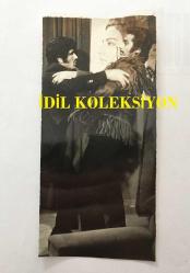 TÜRKAN ŞORAY'IN ANNESİ MELİHA SAV'IN (ÇILGIN MELOŞ) EŞİ SİHİRBAZ AHMET ÇEVİK'İN (DR. SİM, AHMEDİGO) ORİJİNAL FOTOĞRAFI - 15 x 7 cm EBADINDA