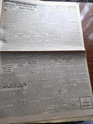 Cumhuriyet Gazetesi - 26 Ağustos 1948 - tanışmak yazan Nadir Nadi Başmakale - muvazaa dedikodularını verilen kati cevap - İsmet İnönü tarafından kabul edilen Hamdullah Suphi Tanrıöver bütün iddialar reddediyor - Maliye Bakanı Şevket aralan yeni kanunla emekliler refaha kavuşacak dedi - Ruslarla uzlaşma ümitleri - İstanbul'da gürültü ile mücadele hızlanıyor - Amerika'nın yeni askeri tedbirleri - Rusya Amerika'daki bütün konsolosluklarını kaldırıyor - Celal bayar'a suikast haberi asılsız - çekoslavakya'da dahili savaşlar şiddetini artırdı - güreşçilerimiz Dün Ankara'ya gittiler fotoğraf - tarihi hususiyetlerini kaybeden Boğaziçi fotoğraf - Menşure Tunay Bedriye içli ve İsmail dümbüllü orta oyunu Büyükdere Beyazparkta - İstanbul adliye sarayı'na yeniden arsa aranıyor - dar yol yazan Peride Celal Yazı Dizisi - İran'da federasyon mu yazan Mirza Bala - İstanbul Londra tren seferleri - 1948-1949 Yunus Nadi mükafatı Atatürk'e ait bir hatıra - bedford kamyonları - sahibinin sesi satış yerleri