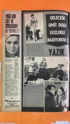 PAZAR MAGAZİN, SİNEMA, FİLM, TİYATRO DERGİSİ - SAYI : 677  12 EYLÜL 1969 - NIL GÖNCÜ - T. FIKRET UÇAK - ALP ASLAN - HACER GÖNCÜ - RAFET ŞİRİNER - FEHMI TENGİZ - IŞIK TORAMAN - BILGIN ŞEHNER - DEMIR ÖZTÜRK - YAVUZ FİGENLİ - SAMİ TUNÇ - GÜLGÜN ERDEM - AYNUR AKARSU - KADİR İNANIR - TAHİYE SALEM - NEVİN NURAY - MUAZZEZ ARÇAY - ERGÜN RONA - ALİYE RONA - HAYATİ HAMZAOĞLU - METİN ERKSAN - EROL TAŞ - ÜMİT UTKU - ORHON M. ARBURNU - YILMAZ DURU - LİK TORAMAN - NECİP SANCIĞOĞLU - NAZAN ŞORAY - TÜRKAN ŞORAY - TAMER YİĞİT - EKREM BORA - ÖZTÜRK SERENGİL - GANI TRANLI - KADRI YURDATAP - YÜCEL HEKİMOĞLU - RÜÇHAN ADLI - SAADET SUN - FATMA GİRİK - DURUL GENCE - GÖNÜL AKKOR - CENK ER - TANJU KOREL - YALÇIN GÜLHAN - SEVDA NUR - NEDRET GÜVENÇ - ÜLKÜ ERAKALIN - KUZEY VARGIN - KARTAL TİBET - SUAT YALAZ - SEMİRA TEVFİK - M. ALİ AKPINAR - HASAN CEYLAN - NECVA FUAT - TEŞVİKİYE CAMİİ OLAYI - MUSALLA TAŞI YUMRUKLAŞMA - FİLM ALACAĞI TARTIŞMASI - YEŞİLÇAM CENAZE KRİZİ - CENAZEDE YUMRUKLU KAVG - TAM TAKIM - 16 SAYFA