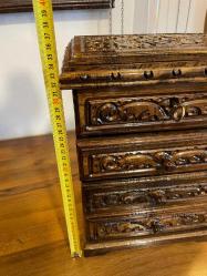 Ahşap aynalı kilitli çekmeceli sandık