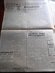 Cumhuriyet Gazetesi - 5 Eylül 1949 - Türk İngiliz ittifakı bütün kuvveti ile yaşıyor yazan Abidin Daver Başmakale - Edirne trenine Yunan arazisinde suikast - Yugoslav işçileri Tito'ya sadakat yemin ettiler - Celal Bayar'ın Ödemiş Nutku Ege'de iyi karşılandı fotoğraf - Tarsus gemisi dün geldi fotoğraf - Suriye Kazım Orbay'a nişan verdi - Başbakan Şemsettin Günaltay Kars'ta - mensucat sanayi işçilerinin protestosu fotoğraf - seksoloji cinsi bilgiler mecmuası 1. cildini tamamladı - millet partisinin Ortaköy bucağı dün açıldı - Selçuklular Yazan İsmail Habip Sevük - son haftaların spor olayları yazan Eşref Şefik - Galatasaray İstanbul kürek şampiyonu oldu - Fenerbahçe Demirspor'u 1-0 yendi - Hamiyet Yüceses İsmail dümbüllü Suzan Güven ve Şen Kardeşler Kadıköy Süreyya sinemasında - kürkçü Şükrü Tanatar Kapalıçarşı'da - Nihal Atsız'ın son büyük Türk romanı bozkurtlar diriliyor Türkiye yayınevinde - İstanbul Üniversitesi eski Rektörü Cemil Bilsel'in cenazesi törenle kaldırıldı -Sıtkı Akçatepe