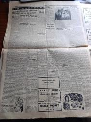 Cumhuriyet Gazetesi - 5 Eylül 1949 - Türk İngiliz ittifakı bütün kuvveti ile yaşıyor yazan Abidin Daver Başmakale - Edirne trenine Yunan arazisinde suikast - Yugoslav işçileri Tito'ya sadakat yemin ettiler - Celal Bayar'ın Ödemiş Nutku Ege'de iyi karşılandı fotoğraf - Tarsus gemisi dün geldi fotoğraf - Suriye Kazım Orbay'a nişan verdi - Başbakan Şemsettin Günaltay Kars'ta - mensucat sanayi işçilerinin protestosu fotoğraf - seksoloji cinsi bilgiler mecmuası 1. cildini tamamladı - millet partisinin Ortaköy bucağı dün açıldı - Selçuklular Yazan İsmail Habip Sevük - son haftaların spor olayları yazan Eşref Şefik - Galatasaray İstanbul kürek şampiyonu oldu - Fenerbahçe Demirspor'u 1-0 yendi - Hamiyet Yüceses İsmail dümbüllü Suzan Güven ve Şen Kardeşler Kadıköy Süreyya sinemasında - kürkçü Şükrü Tanatar Kapalıçarşı'da - Nihal Atsız'ın son büyük Türk romanı bozkurtlar diriliyor Türkiye yayınevinde - İstanbul Üniversitesi eski Rektörü Cemil Bilsel'in cenazesi törenle kaldırıldı -Sıtkı Akçatepe