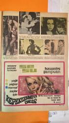 PAZAR MAGAZİN, SİNEMA, FİLM, TİYATRO DERGİSİ - SAYI : 768 11 HAZİRAN 1971 - FİLİZ AKIN - EDİZ HUN - MUZAFFER ARSLAN - BÜLENT ORAN - CENGİZ TACER - ESAT MAHMUT KARAKURT - ORHAN ELMAS - AYHAN IŞIK - ZEYNEP AKSU - HAYATİ HAMZAOĞLU - ERTEM GÖREÇ - ZEYNEP DEĞİRMENCİOĞLU - SALİH GÜNEY - ÖZDEMİR BİRSEL - SUNA SELEN - MÜNİR ÖZKUL - MENDERES UTKU - SADRİ ALIŞIK - NAZAN ŞORAY - ÜLKÜ ÖZEN - ALKAN KORKUT - NEDRET GÜVENÇ - MUAZZEZ ARÇAY - SAMİ TUNÇ - AYŞECİK - AYNUR AYDAN - SEDEF ECER - İPEK TUNALI - LALE ORALOĞLU - BAHAR ERDENİZ - CAHİT IRGAT - TUNCEL KURTİZ - NEBAHAT ÇEHRE - SEHER ŞENİZ - SEVİM EMRE - BİR KADIN TUZAĞI - ANKARA EKSPRESİ - ÖLECEKSEK ÖLELİM - PAMUK PRENSES VE YEDİ CÜCELER - AFACAN - HASRET  - TAM TAKIM - 16 SAYFA