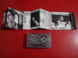 TEOMAN ONYEDİ KASET