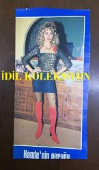 HANDE ATAİZİ'NİN DERGİDEN KESİLME FOTOĞRAFI - 19 x 9 cm EBADINDA