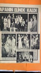 PAZAR MAGAZİN, SİNEMA, FİLM, TİYATRO DERGİSİ - SAYI : 822 23 HAZİRAN 1972 - YILMAZ DURU - ZEYNEP AKSU - MENDERES UTKU - MURAT SOYDAN - FATMA KARANFİL - DR AVNİ TOLUNAY - MUZAFFER ASLAN - ÜLKÜ ERAKALIN - CENGİZ TACER - ÜMİT UTKU - SELAHATTİN ALOKORUK - FUNDA GÜRÇEN - NEJAT GÜRÇEN - MELDA - CÜCE İDRİS - MELTEM METE - MÜNİR ÖZKUL - SADIK ŞENDİL - TAMER YİĞİT - SEVDA FERDAĞ - FİKRET HAKAN - PERVİN PAR - BİRSEN AYDA - ATINÇ - HAYAL SİRER - ZEKİ - ZEYNO - ÇOLPAN İLHAN - KEREM ALIŞIK - ATİLLA İLHAN - ANTHONY QUINN - YILMAZ GÜNEY - FATMA GİRİK - FİLİZ AKIN - TÜRKAN ŞORAY - ATIF YILMAZ - İNGMAR BERGMAN - ZEKİ MÜREN - BEHİYE AKSOY - ENGELBERG HUMPERDINK - ARİF YILMAZ - ERTEM EĞİLMEZ - NATUK BAYTAN - METİN ERKSAN - MEMDUH ÜN - GÜLLÜ - ZULÜM - SEV KARDEŞİM - EMİNE - FERİDE - TAM TAKIM - 16 SAYFA