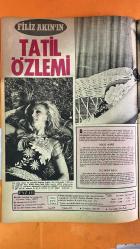 PAZAR MAGAZİN, SİNEMA, FİLM, TİYATRO DERGİSİ - SAYI : 829 11 AĞUSTOS 1972 - FİLİZ AKIN - ARZU FİLM - MİNE - İLKER İNANOĞLU - TÜRKER İNANOĞLU - YUMURCAK - SÜNNET DÜĞÜNÜ - KANLICA - HALDUN SİMAVİ - SAFA KILIÇOĞLU - SAMET KOÇYİĞİT - YALMAN AKNAR - ÜLKÜ ÖZEN - NEBAHAT ÇEHRE - ADALAR GÜZELLİK YARIŞMASI - CEMİL TEKÇE - DİLARA TÜRKER - NEJLA AKBULUT - NİHAL SEÇKİN - GÜLAY TANSEL - HÜLYA AKKAYER - GÜLTEN CEYLAN - FUNDA EGE - BİRSEN AYDA - ATINÇ - SARMAŞIK GÜLLERİ - YASAK AŞK - DANSÖZLÜK - GARKACILIK - SAHNE İKİLİSİ - TAMER YİĞİT - BİLAL İNCE - MERAL ZEREN - DADALOĞLU - DADALOĞLU'NUN İNTİKAMI - SİNEMA VE TATİL BİR ARADA - TAM TAKIM - 16 SAYFA