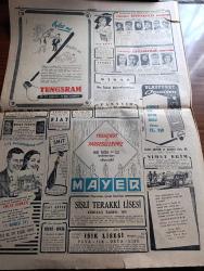 Cumhuriyet Gazetesi - 16 Eylül 1951 - Bir İhtiyaç Yazan Nadir Nadi Köşe Yazısı - 17 İlimizde Bugün Seçim Yapılıyor - Bütün İllerde Rey Atmaya 8 De Başlanıp 17 De Son Verilecek - İlk Seçim Suçları - Müsteşrikler Kongresi Dün Saat 15 te Açıldı fotoğraf - Haydarpaşa Lisesinin Binası Hastane Olacak - Atlantik Paktı Konseyi Dün Ottowa'da Toplandı fotoğraf - Batı Almanya İktisat Bakanı Erhard Geldi - Dün Gece Yapılan Basketbol Maçlarının açılış töreni fotoğraf - Türkiye Avusturyayı 33 31 Yendiler - Haftanın Şakaları Yazan Burhan Felek - O İki Cadde Yazan Falih Rıfkı Atay  - Rüyalar Evi Yazan Peride Celal Yazı Dizisi - Romanya'daki Türk Azınlığı Tehcir Ediliyor - Arab Birliği Ve Türkiye - Komünistlik Propagandası Yapan Rupen Girgeç Yakalandı - Charlie Chaplin'in Eski Yatı İstanbula Geldi  - Beşiktaş Enosis'le Fenerbahçe Dörtler Muhteliti İle Karşılaşacaklar - Venedik Tenis Turnuvası - Sabite Tur  Perihan Sözeri Abdullah Yüce Hamiyet Yüceses Cağaloğlu çiftesaraylar bahçesinde