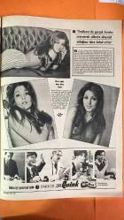 PAZAR MAGAZİN, SİNEMA, FİLM, TİYATRO DERGİSİ - SAYI : 864 13 NİSAN 1973 - FERI CANSEL - ZÜMRÜT CANSEL - TAMER YİĞİT - SEVİM TUNA - RUKİYE BAYRAK - NİLÜFER KOÇYİĞİT - HÜLYA KOÇYİĞİT - SELİM SOYDAN - DEMİR KARAHAN - CANAN URAL - EKREM BORA - YAŞAR ÖZEL - TURHAN GÖKBAKAN - ARMAN MINERYAN - SİLVİYA KARME - NAZAN ŞORAY - SEYHAN GÜMÜŞ - BELGİN DORUK - FİKRET HAKAN - NEJE CAN PAŞMAK - ELİF HAKAN - LÂLE SAN - SEMİRAMİS - HÜMEYRA - NAZAN ŞORAY - BARIŞ MANÇO - GÜL TENER - KLAUS KINSKI BAŞLIKLAR : HER ŞEY ZÜMRÜT İÇİN - 400 BİN LİRALIK KAT - FERI CANSEL'İN SERVETİ - LOLITA 20 YAŞINDA - NİLÜFER KOÇYİĞİT'İN DOĞUM GÜNÜ - TAMER YİĞİT'İN İKİLİ OYUNU - SEVİM TUNA'NIN AÇIKLAMASI - YILDIRIM NİKAHI - MİLYONER KIZLA EVLİLİK - TAMER YİĞİT'İN BUNALIMI - BELGİN DORUK'UN ŞARKICILIĞA GEÇİŞİ - FİKRET HAKAN'IN EVLİLİKLERİ - NAZAN ŞORAY'IN YALNIZLIĞI - SEYHAN GÜMÜŞ'ÜN YÜKSELİŞİ - VAMP KADIN ROLLERİ - HALHAL EFSANESİ - NAZAN ŞORAY'IN BÜYÜK AŞKLARI - STERİL SEVDA - ZOR ERKEKLER - FERI CANSEL'İN - TAM TAKIM - 16 SAYFA