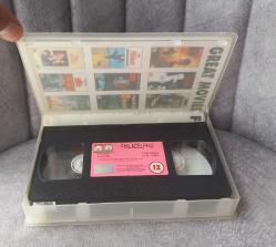 PHİLADELPHİA VHS KASET. TOM HANKS VE DENZEL WASHİNGTON. ORJİNAL YURTDIŞI BASKI.  TÜRKİYE'DE TEK SATIŞ OLABİLİR.  KOLEKSİYONLUK KONDİSYON YÜKSEK