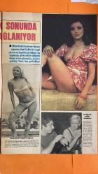 PAZAR MAGAZİN, SİNEMA, FİLM, TİYATRO DERGİSİ - SAYI : 1075 28 NİSAN 1977 - ATIF KAPTAN - MEHMET KARAHAFIZ - ÇETİN İNANG - YALÇIN GÜLHAN - AYSUN GÜVEN - AHU TUBA - ZERRİN DOĞAN - GAZİ HAVVAŞ - MUHSİN ERTUĞRUL - KARTAL TİBET - EROL TAŞ - HAYATİ HAMZAOĞLU - İHSAN YÜCE - MÜNİR ÖZKUL - HULUSİ KENTMEN - MÜJDE AR - SAMİM DEĞER - HALİT REFİĞ - MAHMUT HEKİMOĞLU - MAHMUT CEVHER - AHMET SEZEREL - SOLİH GÜNEY - HAKAN BALAMİR - SERDAR GÖKHAN - NAZAN ŞORAY - SAFİYE ÜNAL - BULENT AYDIN - MARILYN HIGH ORTA ŞARK KAPLANI - FERİ CANSEL - MİNE MUTLU - ÜNAL ÇULHA - SEVİM TUNA - KENAN BİNGÖLLÜ - MÜZEYYEN SENAR - BÜLENT AYDIN BAHARI GÖRÜNCE AÇILIP SAÇILIVERDİ - TAM TAKIM - 20 SAYFA