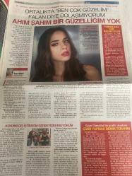 HÜRRİYET GAZETESİ DOĞUM GÜNÜ HEDİYESİ - 10 ŞUBAT 2019 - Burak Yılmaz-Sener Şen-Türkan Şoray-Bensu Soral-Ayşe Arman-Beril Koncagül-Erdoğan Alemdar-Berat Albayrak-Ece Binay-Müjdat Gezen-Kıvanç Tatlıtuğ-Yılmaz Erdoğan-Enis Arıkan-Alphan Ataman-Ahmet Hakan-Suat Kaya-Şenol Güneş-Fatih Terim-Mustafa Cengiz-Shinji Kagawa-Samet Aybaba-Burak’ın gecesi-Sinemaya Şener Bey’le dönerim-Ahım şahım güzelliğim yok-9 yıllık esaret-Ailemizin sporu snooker-Temel askerlik 1 ay oluyor-Helallik çağrısı-Ders alalım kimse ağlamasın-Taksim’de yeni AKM 700 günde bitecek-İstanbul’a old city modeli-24 saat açık belediye geliyor-Piyangoyla sınanan evlilik-Sebeği oğlum-Yeni şarkılarını söyledi-Sarı Saruhan beni sevdi-Adana şivesi onu zorladı-Dubai gururu-Hayatı ders olmalı-Üçüncü bahar-Ortalıkta ben çok güzelim falan diye dolaşmıyorum ahım şahım bir güzelliğim yok-Kendimi geliştirmem gerektiğini biliyorum-Kocam hayatımdaki en yakın arkadaşım-Çizim yapmak benim terapim-Sinemaya ancak Şener Bey’le dönerim-