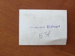 LEVENT KIRCA'NIN ORİJİNAL FOTOĞRAFI - 8,5 x 6,5 cm EBADINDA - OLACAK O KADAR EKİBİNDEN LEVENT KIRCA, OYA BAŞAR ve SİNAN BENGİNER SOKAKTA YAŞAYAN İNSANLAR ROLÜYLE AYNI KAREDELER