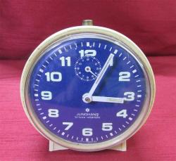 ViNTaGe JUNGHANS Trivox-Silentic ÇALAR MASA SAATİ.....
