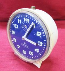 ViNTaGe JUNGHANS Trivox-Silentic ÇALAR MASA SAATİ.....