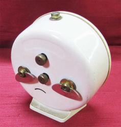 ViNTaGe JUNGHANS Trivox-Silentic ÇALAR MASA SAATİ.....