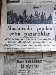 Cumhuriyet Gazetesi - 10 Ağustos 1948 - Bir Yıl dönümü yazan Nadir Nadi Başmakale - Moskova'da yapılan Çetin pazarlıklar - harabeler arasında yaşayan Aç Berlin halkı fotoğraf - okuyucularımıza Londra radyosundan iki hitabe - Jale Günay ve Haluk durukal dün akşam Londra radyosunda konuştular fotoğraf - milli takım oyuncularımızdan Şükrü Gülesin Bülent Eken ve Ali Özdemir fotoğraf - güreşçilerimiz namına para toplayanlar - Londra olimpiyatları'ndan gelen son resimler - Londra'da dünkü bisiklet ve atçılık müsabakalarının neticeleri - Türk Amerikan dostluğu Korgeneral Zeki Doğan'ın mühim demeci - Toprak işleri tapu ve iskan müdürlükleri birleşiyor - Karadeniz halkının %80'i veremli - penisilin ile tedavide yeni bir merhale yazan doktor Kemal Saraçoğlu - Dar Yol yazan Peride Celal Yazı Dizisi - spor ve politika yazan Burhan Felek - Celal Bayar Çanakkale ilçelerinde - Zeki Can Çil İlacı - bugünkü radyo programı - BSA motosikletleri - Bulmaca - Seiberling kamyon lastiği - Filistin'de çarpışma
