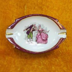 RETRO ALTINYALDIZ DEKORLU , FRAGONARD RESİMLİ OVAL FORMLU PORSELEN KÜLTABLASI