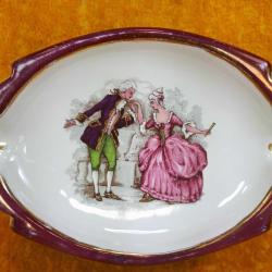 RETRO ALTINYALDIZ DEKORLU , FRAGONARD RESİMLİ OVAL FORMLU PORSELEN KÜLTABLASI