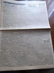 Cumhuriyet Gazetesi - 7 Nisan 1940 - fedakarlıkta müsavat yazan Nadir Nadi Başmakale - ham madde sıkıntısı çeken meşhur Alman Krupp fabrikasının görünüşü - Almanya'nın mukadderatı Hitler Ordu erkanıyla  temas ederek kati kararlar verecek - İngiliz orduları başkumandanı general İronside teftiş esnasında fotoğraf - Fenerbahçe altay'ı mağlup etti fotoğraf - İzmir'de Galatasaray Altınordu'ya yeniledi - Beşiktaş Muhafızgücüne kaybetti - Ticaret vekili Nazmi Topçoğlu Dün İstanbul'a geldi - Japonya'nın kararı Almanya Vladivostok limanını  üs yapamayacak - sağlık bahisleri yazan doktor Rusçuklu hakkı - İş Bankası'nın Londra şubesi  - felsefe fakültesi talebesinin beş çayı fotoğraf - tatarcık yazan Halide Edip eleştirisi Agah Sırrı Levent - Şeref yolu filmi Bugün Melek sinemasında - Shirley Temple Sokak Kızı Saray sinemasında - pazardan pazara Server Bedi - aşk ve macera romanı ilk ve son yazan Esat Mahmut Karakurt - haftalık radyo programı -  Rabia Abdülhamit ve Cemile Ali kristalde