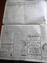 Cumhuriyet Gazetesi - 30 Aralık 1948 - yürüyen politika yazan Nadir Nadi Başmakale - meclis içtimaında müessif bir Hadise oldu - Ahmet Tahtakılıç yumruklandı - Harriman'ın Ankara'daki temaslarına dair demeci - Hakkari bölgesinde 22 kişi şiddetli tipiden boğuldu - Amerika Türkiye'den mal almak istiyor - Amerika'nın askeri yardımı - bayan Belkıs Erkul apartmandan başka bütün servetini Darüşşafakaya bağışladı fotoğraf - dünyayı meşgul eden Aşk macerası Rita Hayworth ve Prens Ali Han fotoğraf - Vakko eşarpları - kaçakçılık vahime ve ihtimalleri yazan Burhan Felek - sihirli kuvvet filmi Saray sinemasında -  Üç ahbap çavuşlar casuslar peşinde Üsküdar sunar sinemasında - Safiye Ayla yılbaşı gecesinden itibaren her akşam yalnız kristal salonunda - Kavaklıdere şarapları - Bulmaca - Volvo kamyonları - Sheaffer's Dolma Kalem - Harriman  Dışişleri bakanımız Necmettin sadakla görüşürken fotoğraf - şehir meclisinde Dolmabahçe gazhanesi'nin nakli meselesi görüşüldü - Kocaeli canavarı Basri Ersoy