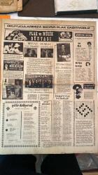 FLAŞ HAFTALIK MAGAZİN GAZETESİ - 28 MAYIS 1975 SAYI : 55 - AYDOĞAN ÖZÖNDER - AYNUR AKARSU - ZÜLEYHA - ARİF YAŞARBAĞ - SELAHATTİN SARIKAYA - GL - FARUK - ÇİÇEKÇİSOY - WALTER - JEAN - MADLEN - MADAM HOG - NACİ PAMUK - BEHÇET CAMAN - MAHMUT NEDİM - UĞUR FAKENDER - ŞAFAK BOZDAĞ - YEŞİM BOYDA - GÜL ERDEM - KADİR - SABAHAT DURSUN - PELİN CEYLAN - DAN BALANO - MİNE MATHS - MAKES HEKİMOĞLU - PRENSES BAM - ORHAN GENCEBAY - HAYRİ KOÇYİĞİT - ARİF KEELDNER - ARA CHAY - BE AYDEMİR ALBAY - NESRİN KAPTAN - NEJAT TOLUNAY - GÜNGÖR ÖZSOY - AYLİN - HAKAN BALAMİR - MERAL ORHANTY - METE TEKELEL - KASEY VARGA - ALLIA ERG - MARREM GRACE - NARET - DİLBAR MUHLİS - SENAR SEVEN - ZERRİN DOĞAN - HİLMİ COŞKUN - HALİT CELİKOĞLU - EDGAR ALLAN POE - MILENA - NERMİSO - ERDAL SÜMENGEN - AHMET SEMES - B. ALİ AKYOL - BEVİNG BAKER - MERSİ DİLEE - MEHMET - ADEM YAŞLI - KEMAL MARTA - ALİ KEMAL - MİNE KULE - ZEHRA MARGER - ORHAN GENCEBAY - TEVFİK ALAYBEY - KADİR - MABAT - ALİ İLYAS - İSMAİL SABBA - TAM TAKIM - 6 SAYFA