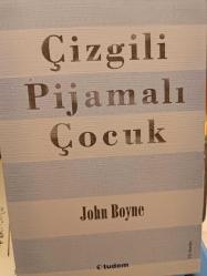 Çizgili Pijamalı Çocuk - John Boyne
