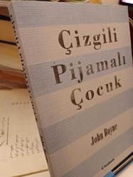 Çizgili Pijamalı Çocuk - John Boyne