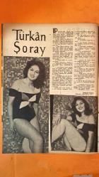 PERDE HAFTALIK SES, TİYATRO VE SİNEMA MECMUASI DERGİSİ - 23 AĞUSTOS 1961 SAYI: 7 LUTFI GOKMEN - OĞUZ ÖZDEŞ - ZEKİ MÜREN - ROSSANA SCHIAFFINO - MUALLA KAYNAK - SEMIH TUĞRUL - YAŞAR KEMAL - BAKI S EDİBOĞLU - EROL DALLI - İBRAHİM ÖZKAN - TÜLÜN SANER - MELİH VASSAF - ZEKİ TÜKEL - ŞEMSİ SİLKIM - SADETTİN IŞIK - İNCİ TOKAY - ESİN AVGAN - TURGAY BETİL - ALİ SAR - ENIS MATI - JUNE BURCE - ORHAN GÜRSOY - AHMET TUNA - FATİN YILMAZ - GÜVEN KUYUMLU - SEVİM TANÜREK - PERI-HAN - GÖNÜL YAZAR - ŞEN KARDEŞLER - MUZAFFER AKGÜN - CELÂL ŞAHİN - SUPHİ KANER - SEMRA TIMUÇİN - CAVIDAN DORA - GÜLRİZ SURURİ - AHMET TARIK TEKÇE - GÜL GÜLGÜN - NERIMAN KÖKSAL - TURAN SEYFİOĞLU - BÜLENT ORAN - ŞÜKRAN ÖZER DORUK - MUALLA EKEN - BÜLENT EKEN - PERİHAN SÖZERI - BEHİYE AKSOY - HAMİYET YÜCESSES - CEVDET ÇAĞLA - ALAEDDIN YAVAŞCA - RÜŞTÜ - MAFIT KIPER - TAM TAKIM - 20 SAYFA