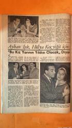PERDE HAFTALIK SES, TİYATRO VE SİNEMA MECMUASI DERGİSİ - 3 ARALIK 1963 SAYI: 9 - ORHAN GÜNŞİRAY - MUHTEREM NUR - ULVİ URAZ - BİLKAY TEKBEN - BEDIA MUVAHHIT - ÖZTÜRK SERENGİL - ARAM GÜLYÜZ - ÇETİN GÜRTOP - HARUN ÇALIŞKAN - ERGİN KARABİBER - TÜLİN HİÇYILMAZ - HÜSEYİN DALMAÇYA - NAZIF DALGIÇ - AYSEL GÜNCE - MÜJDE KARLIDAĞ - FİLİZ AKIN - TANJU GÜRSU - ÖZDEN ÇELİK - AYDIN KALKAN - BELGİN DORUK - FARUK KENÇ - NEDRET GÜVENÇ - IŞIN KAAN - YILMAZ DURU - EVRİM FER - HULUSİ KENTMEN - AYHAN IŞIK - HÜLYA KOÇYİĞİT - BELGİN DORUK - FİKRET HAKAN - FATMA GİRİK - GÖKSEL ARSOY - TÜRKAN ŞORAY - KERİM BÜKEY - TİRAJE BÜKEY - ÜMİT YAŞAR OĞUZCAN - MİTHAT DÜLGE - SUNAY USLU - NURAY USLU - SUPHİ TEKNİKER - TÜLAY GERMAN - ERDEM BURİ - İSMET AY - ENRICO MACIAS - NURHAN NUR - BENLİ BELLAS - ERKAN YOLAÇ - TÜLİN ELGİN - HASAN KAZANKAYA - DOĞU ERKAN - TORİK NECMİ - KAMİL ALTAY - EROL ÖZCAN - HANDAN UMAV - SUPHİ BAYKAM - FİLİZ ALAN - MUZAFFER TEMA - TANJU GÜRSU - DEVLET DEVRİM - TAM TAKIM - 20 SAYFA