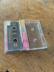 VE KİM BUNLAR - KASET