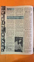 PERDE HAFTALIK SES, TİYATRO VE SİNEMA MECMUASI DERGİSİ - 26 ŞUBAT 1968 SAYI: 9 HÜLYA KOÇYİĞİT - SELİM SOYDAN - CÜNEYT ARKIN - JANE FONDA - NURI SESİGÜZEL - AYFER BAŞIBÜYÜK - MÜNİR NUREDDİN SELÇUK - YAHYA KEMAL - LÜTFİ GÖKMEN - AFİFE EDİPOĞLU - KEVSER TANRIKUT - MENNAN TANRIKUT - SEVİM TAN ÜREK - AHMET ÜREK - MUZAFFER AKGÜN - MUALLA - EDİP AKIN - FAZIL DURUKAN - ÜLKER KIVILCIM - YAVUZ KARAKAŞ - MERAL POLAT - ESAT MAHMUT KARAKURT - MELEK KOÇYİĞİT - NILÜFER KOÇYİĞİT - FERYAL KOÇYİĞİT - SELDA ALKOR - HÜLYA KOÇYİĞİT - SELİM SOYDAN - CÜNEYT ARKIN - JANE FONDA - NURI SESİGÜZEL - AYFER BAŞIBÜYÜK - MÜNİR NUREDDİN SELÇUK - YAHYA KEMAL - LÜTFİ GÖKMEN - AFİFE EDİPOĞLU - KEVSER TANRIKUT - MENNAN TANRIKUT - SEVİM TAN ÜREK - AHMET ÜREK - MUZAFFER AKGÜN - MUALLA - EDİP AKIN - FAZIL DURUKAN - ÜLKER KIVILCIM - YAVUZ KARAKAŞ - MERAL POLAT - ESAT MAHMUT KARAKURT - MELEK KOÇYİĞİT - NILÜFER KOÇYİĞİT - FERYAL KOÇYİĞİT - SELDA ALKOR - ROBERT MITCHUM - ANTHONY QUINN - VAN JOHNSON - ALAIN - TAM TAKIM - 28 SAYFA