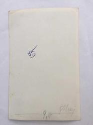 FERİ CANSEL'İN ORİJİNAL FOTOĞRAFI - 18 x 12 cm EBADINDA - FERİ CANSEL MİNİ ELBİSESİYLE SAHNEDE ŞARKI SÖYLERKEN